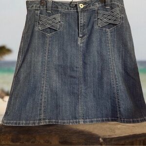 Dress Barn Blue Denim A-line Zip Button Fly Detailed Pocket Jean Skirt